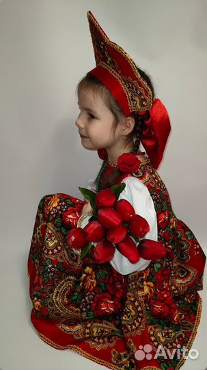 Русско народное платье, хохлома