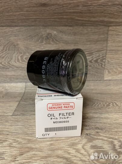 Фильтр масляный Mitsubishi, MD360935
