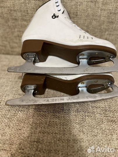 Коньки Atemi 39 размер