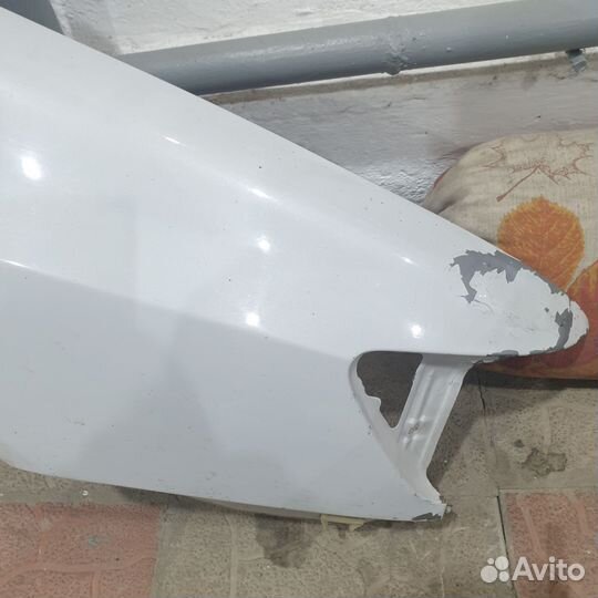 Продам крыло corona Premio