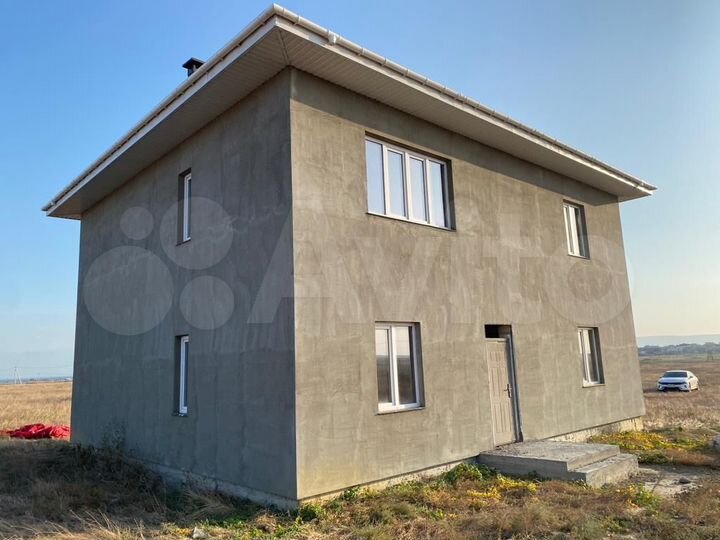 Дом 230,9 м² на участке 7 сот.