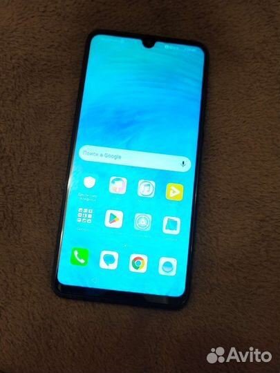 Телефон Huawei P30 lite