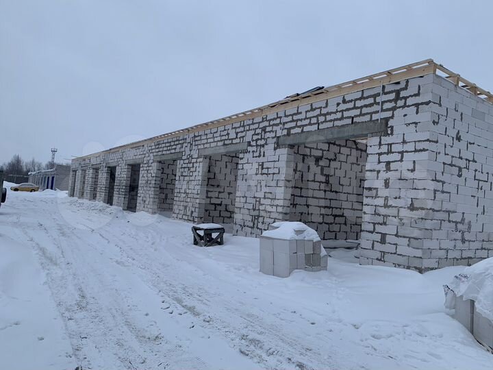 Гараж, > 30 м²