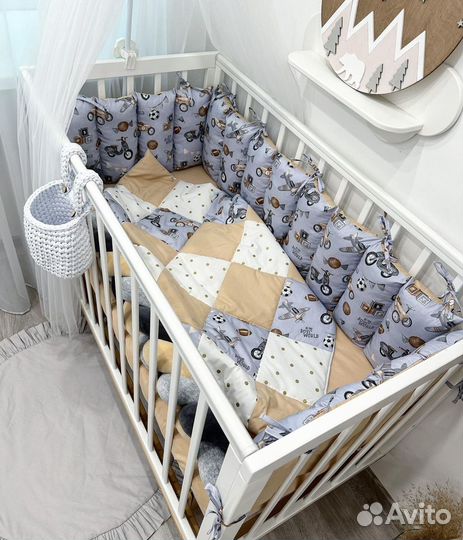 Бортики в детскую кроватку новые столбики