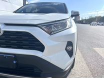 Toyota RAV4 2.0 CVT, 2021, 26 000 км, с пробегом, цена 2 450 000 руб.