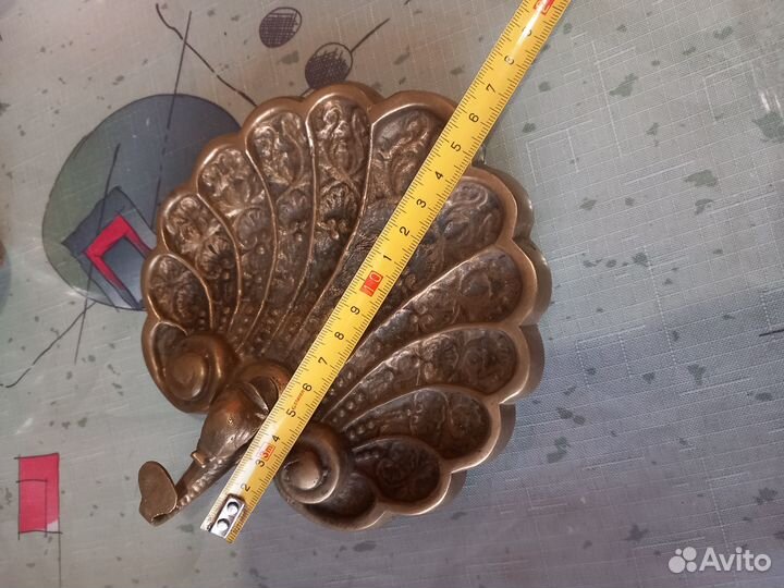 Продается винтажная мыльница из латуни. Тяжелая