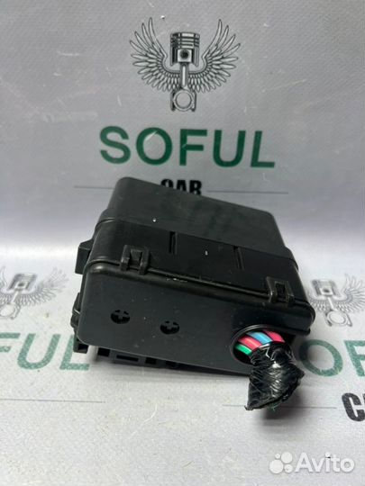 Блок предохранителей Infiniti Q50 2014