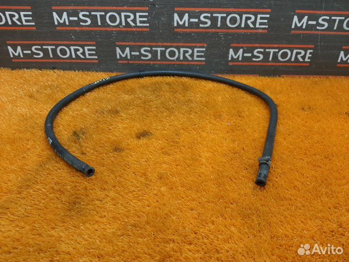 Патрубок системы охлаждения Mercedes-Benz C-Class