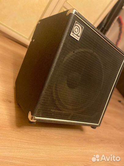 Басовый комбоусилитель ampeg BA-115T