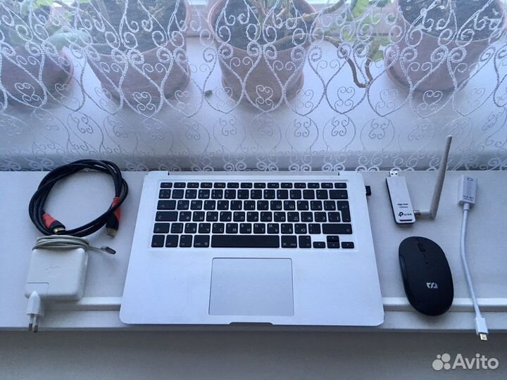 Apple Mac mini 2014 (1/2 MacBook air 2014)