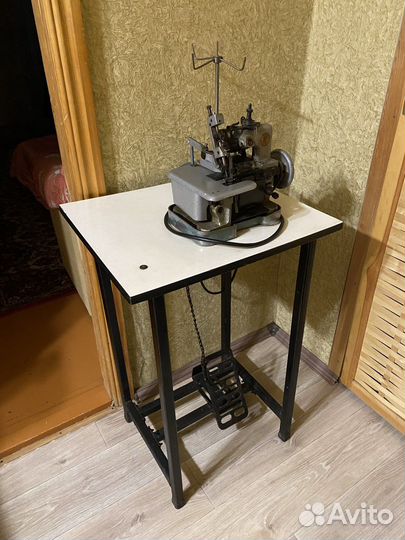 Оверлок промышленный бу