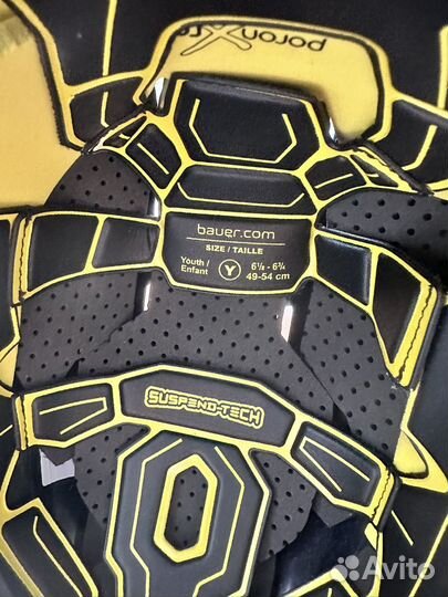 Хоккейный шлем и защита на локти Bauer