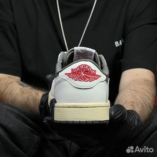 Кроссовки Nike Air Jordan 1