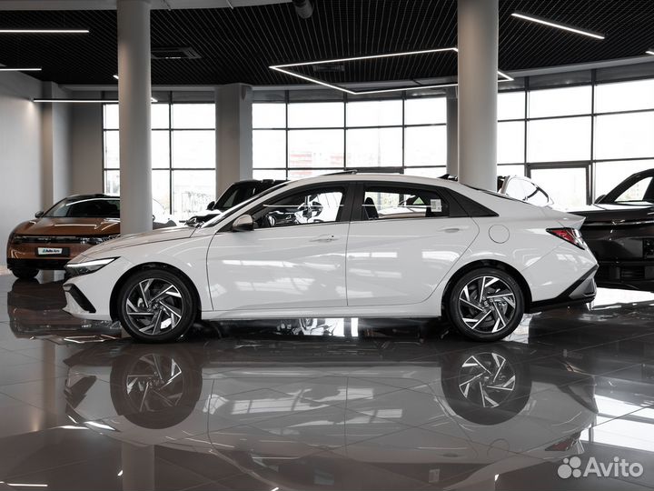 Hyundai Elantra 1.5 CVT, 2024, 115 км