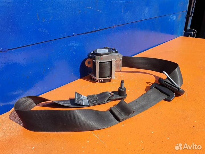 Ремень безопасности передний правый Ford Focus 3