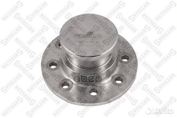 Шкворень полуприцепа 3 1/2' на 8 болтов