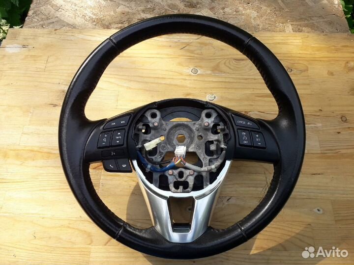 Рулевое колесо Mazda CX-5