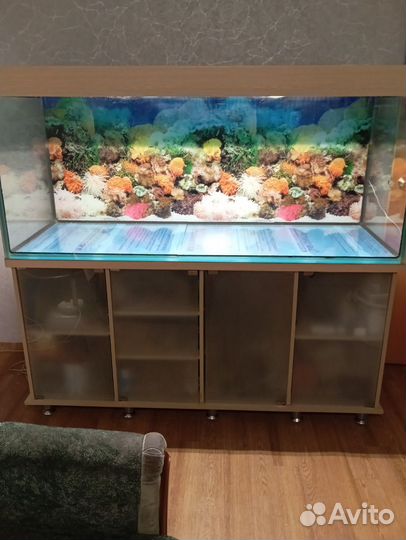 Аквариум с тумбой 600л