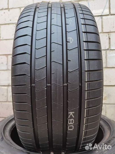 Pirelli P Zero 275/40 R19 101Y