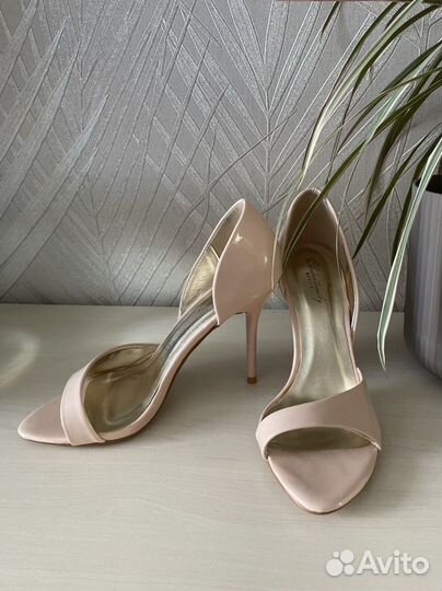 Новые босоножки Mohito