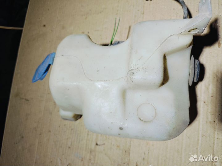 Skoda octavia бачок омывателя