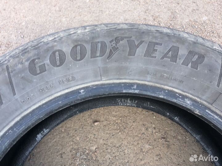 Goodyear Vector 4Seasons 255/55 R19 107V