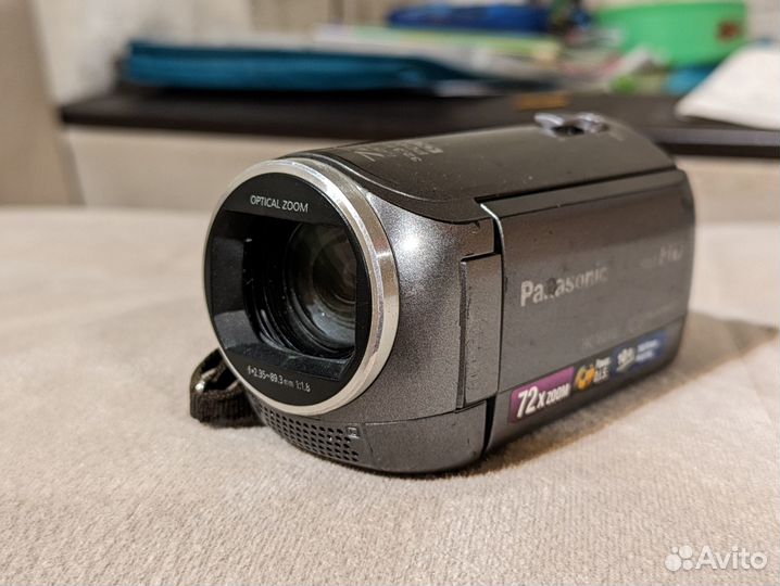 Видеокамера 1080p Panasonic HC-V210