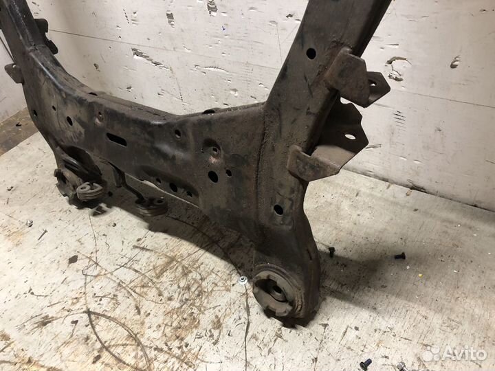 Подрамник передний Hyundai Santa Fe 2 CM 06-10г