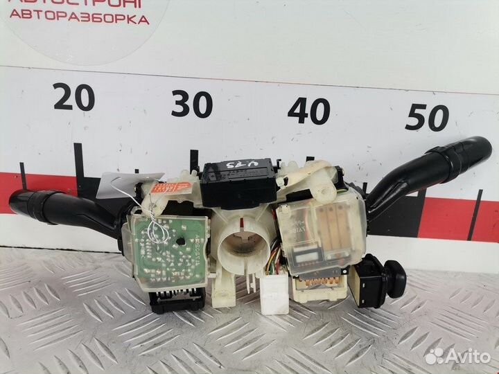 Переключатель поворотов подрулевой Lexus LX470