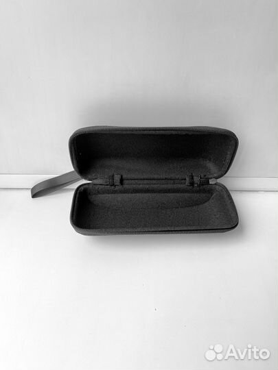 Футляр для очков