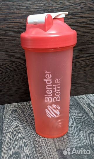 Шейкер blender bottle