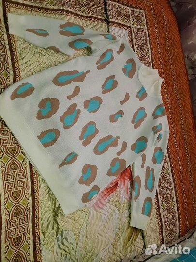 Модная женская кофта трикотажная с принтом