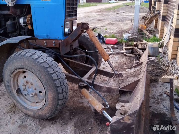 Трактор МТЗ (Беларус) 82.1, 2000