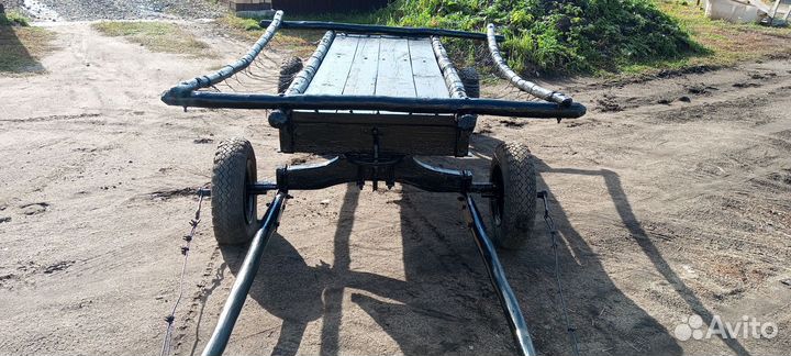 Телега для лошади