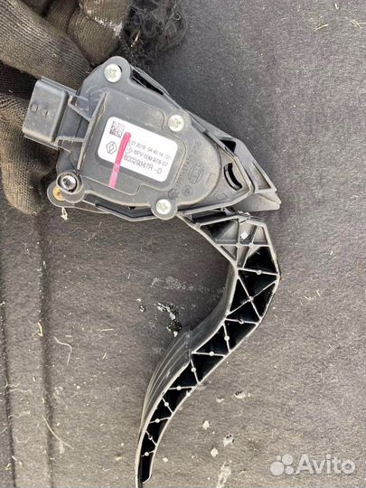 Педаль газа Renault Kaptur