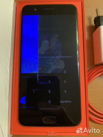 OnePlus 5, 6/64 ГБ