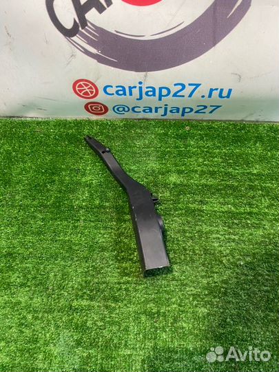 Накладка замка капота(1) Lexus Rx200T AGL20 2016