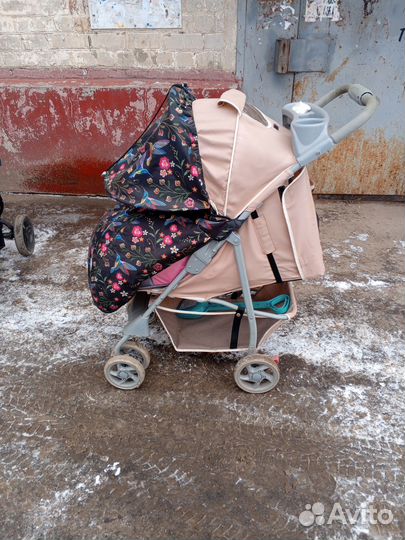 Прогулочная коляска