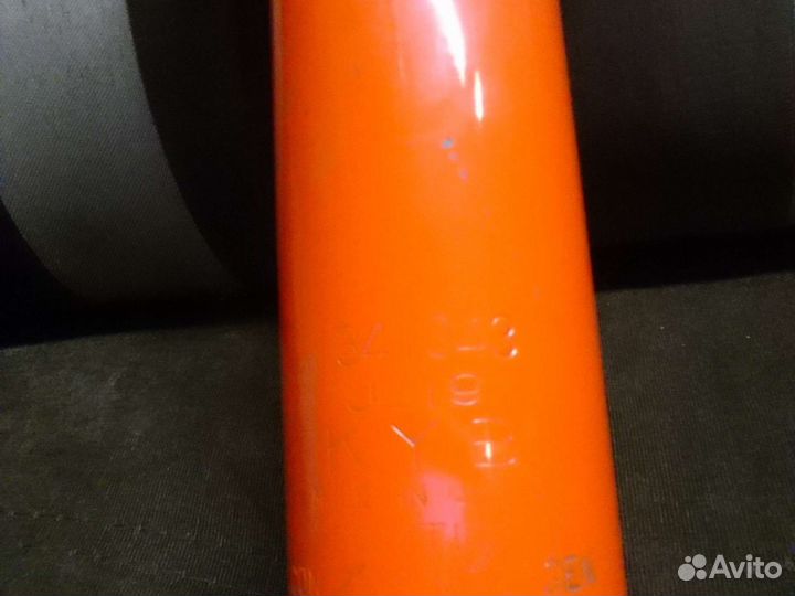 Задний амортизатор KYB для BMW 735 series до1992г