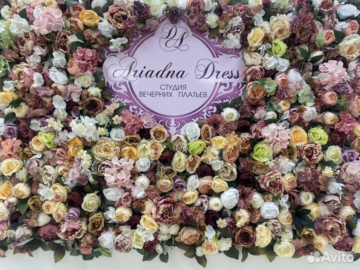 Гримерное зеркало с лампочками