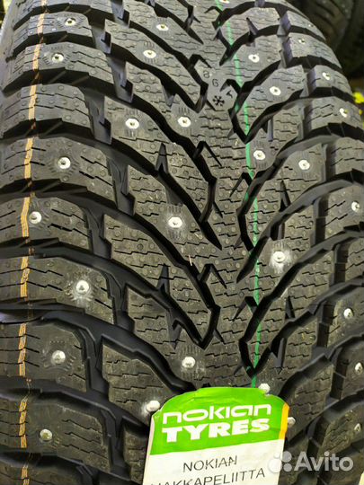 Nokian Tyres Hakkapeliitta 9 SUV 265/65 R17