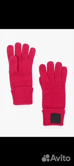 Комплект шапка перчатки desigual