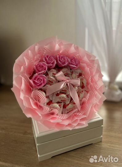 Букет из конфет для женщин