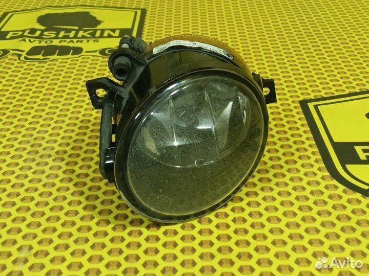Фара противотуманная правая Volkswagen Polo MK2
