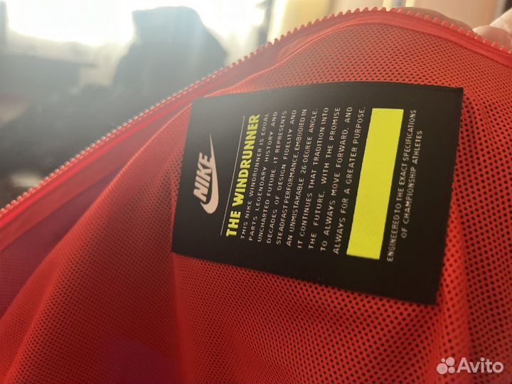 Ветровка Nike Windrunner