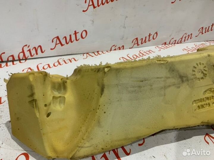 Уплотнитель багажника задний левый Ford Focus 3