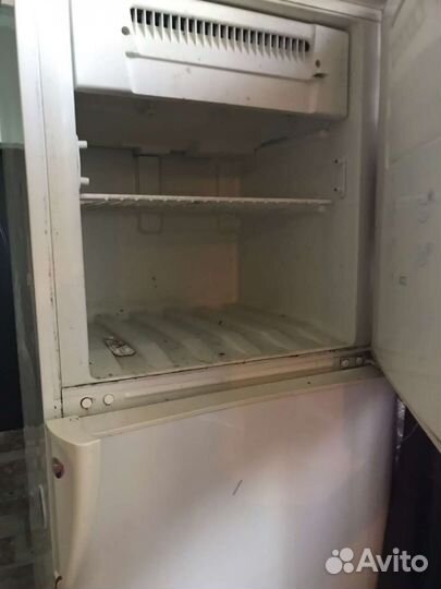 Холодильник