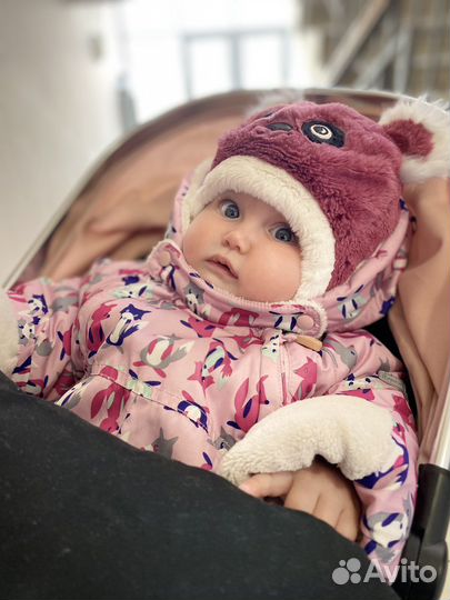 Красивая мягкая зимняя шапка до года