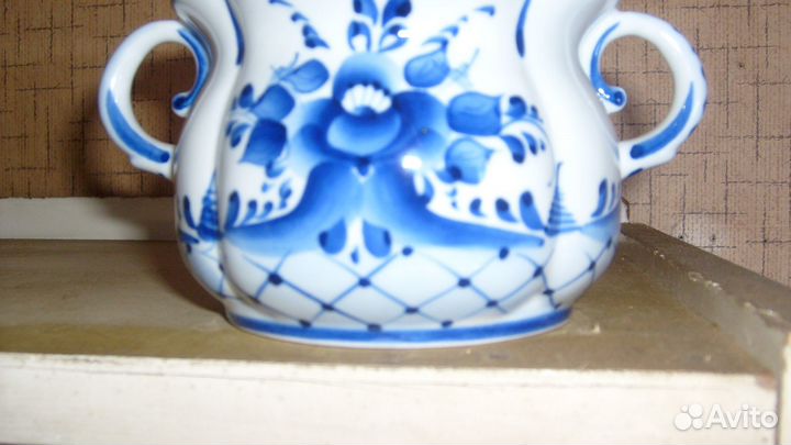 Сахарница гжель красивая