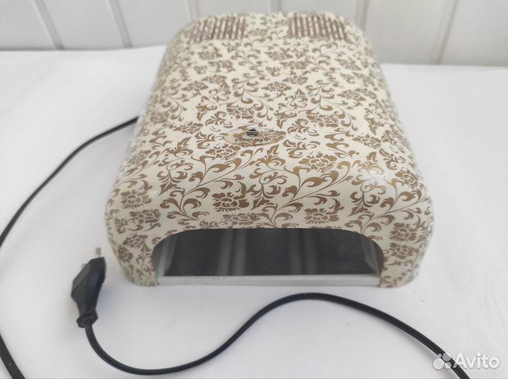 Уф лампа для ногтей